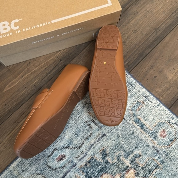 Born in California stay focused loafer in cognac brown size 8 ￼ - Picture 3 of 9